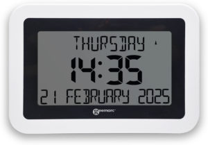 Easy read clock with non abbreviated words